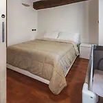 Con Travi A Vista *