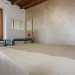 Con Travi A Vista بيرغامو