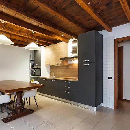 Con Travi A Vista Bergamo