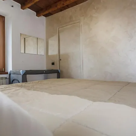 Con Travi A Vista Bergamo