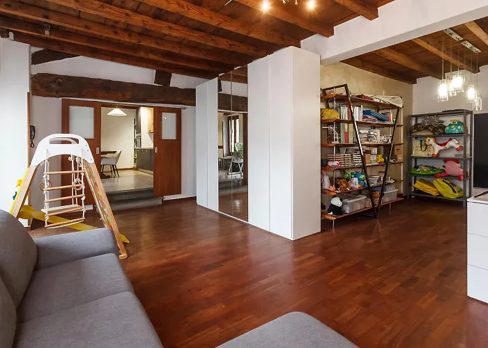 Con Travi A Vista Appartamento Bergamo