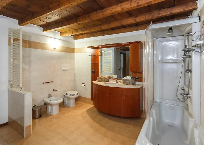 Appartamento Con Travi A Vista Bergamo