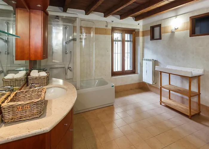 Con Travi A Vista * Bergamo