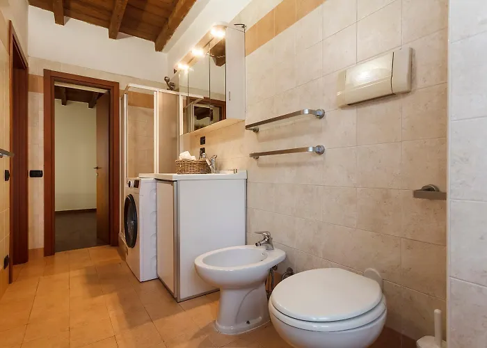 Con Travi A Vista Appartamento Bergamo