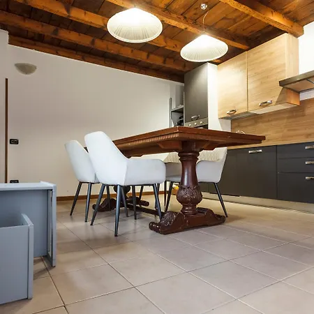 Appartement Con Travi A Vista *